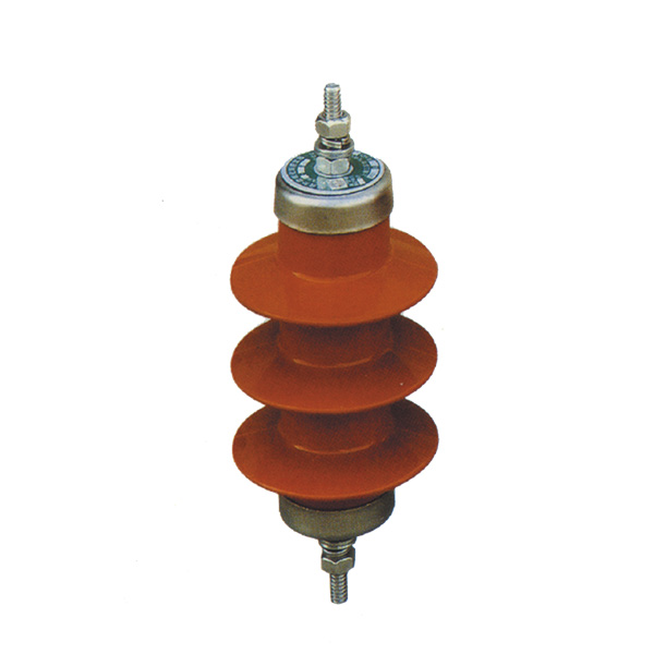 HY5W-3~6KV 避雷器是用來(lái)保護(hù)電力系統(tǒng)中各種電器設(shè)備免受過(guò)電壓損壞的電器產(chǎn)品，具有良好保護(hù)性能。因?yàn)檠趸\閥片的非線(xiàn)性伏安特性十分優(yōu)良，使得在正常工作電…